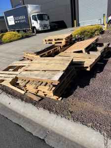 Free timber pallets
