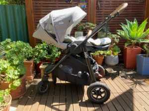 Gorgeous pram - nearly new - grandparents back up only. Half Price