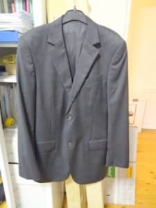 Worsted Wool Mens blazer / suit jacket size 50R 