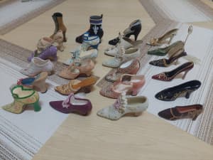 Miniature ladies shoes