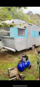 1990 Franklin caravan for sale! 