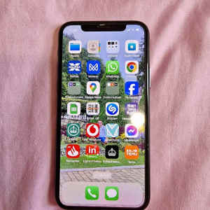 Excellent Cond. Apple iPhone 11 Pro 512GB Unlocked - Phonebot