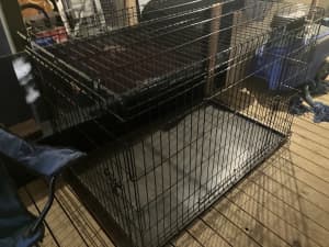 Dog crate / cage