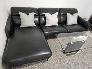3 seater black leather chaise lounge 
