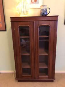 Vintage Wood Display Cabinet, 1940s? Glass Doors, Lockable, Great Cond