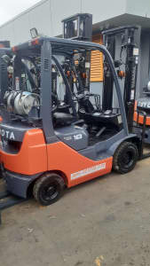 2015 Toyota 1.8 ton forklift for sale-4.5m mast side shift solid tyres Fairfield East Fairfield Area Preview