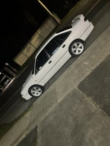 Holden Vs Commodore Vacationer also VR Calais v8 for sale