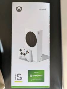 FIXED PRICE - Xbox Series S Bundle 512 GB - Brand New & Seal Packed