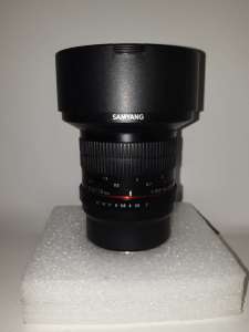 Samyang 14mm 2.8 wide angle lens for Sony E-mount.