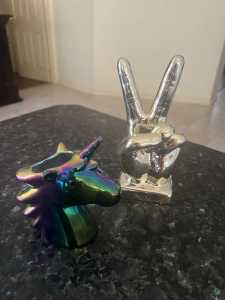 Wooden Heart Stand, Ceramic Unicorn & Peace Hand Sign Coin Bank