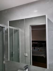 Shaving cabinet 750x800mm white