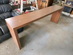 Long side table. 1.9m 