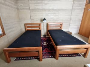 Single Timber Slated Beds