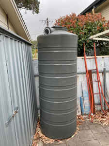 Bushman rainwater tank