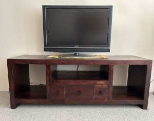 TV entertainment unit with 3 drawers