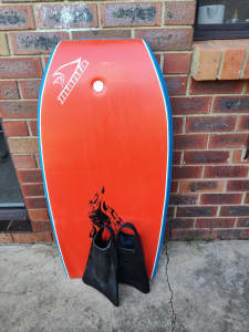 Manta Phantom bodyboard with fins (size 8-11 US) and bag