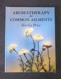 AROMATHERAPY FOR COMMON AILMENTS Shirley Price NEW Oils/Treatments/Rec