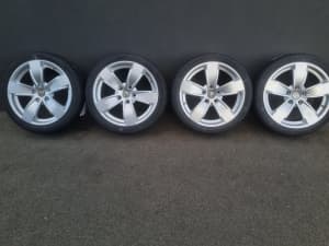 18inch Factory Holden Commodore pre-ve alloy rims & new 235/40/18 Tyre