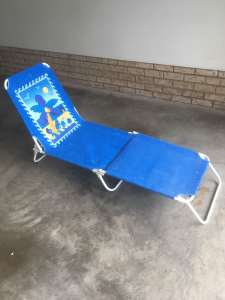 Outdoor fold up chair