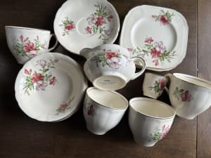 Vintage Alfred Meakin tea set for 4 plus extras