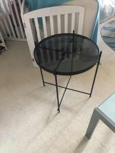 Small Round Glass top coffee or side table as new no damage or marks