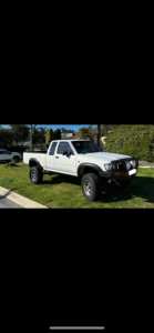 1997 TOYOTA HILUX (4x4) 5 SP MANUAL 4x4 C/CHAS