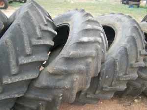 2 secondhand 18.4-38 tractor tyres.