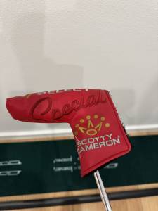 Left hand Scotty Cameron Special Select Newport 2
