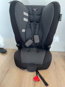 Baby love car seat