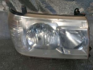 Right Headlamp for Toyota Land Cruiser 100 series 2OO5-2OO7 Ref: 5346