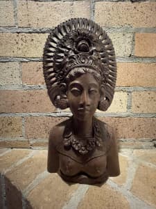 Mid Century Balinese Woman Head Carving statue (medium size)
