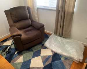 Custom Made Electric Lift Chair Recliner