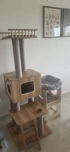 Wooden Cat Tree Set, GREAT QUALITY, nearly new