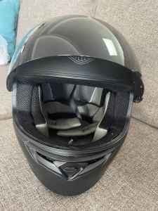 Harley Davidson full faced helmet XXL