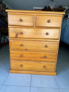 Chest of drawers tallboy