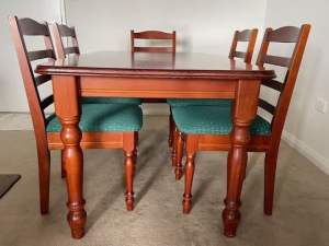 Dining Table (wooden)