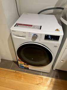LG 9kg-5kg Combo Washer Dryer (WVC5-1409W)