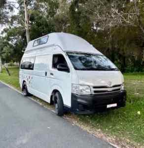2013 Toyota Hiace High Roof Camper with shower and toilet