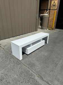 ON DISCOUNT!! PRICE DOWN FOR SANDY WHITE TV UNIT!!!