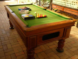 Vintage, Classic Coin Operated Pool Table