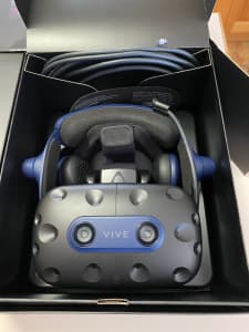 HTC Vive Pro 2 VR Headset