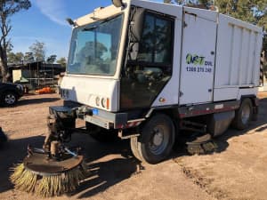 ROAD SWEEPER DULEVO 5000 EVOLUTION BUILDING SITE CLEANER