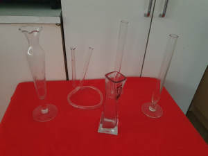 5 vases assorted design 