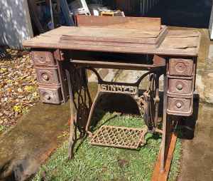 Singer Sewing Machine and table