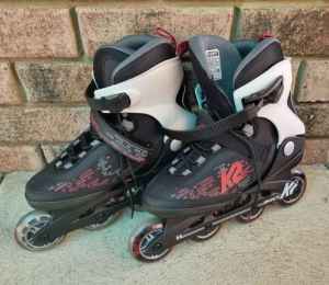 Roller Blades Womens Size 9 - excellent condition, hardly used