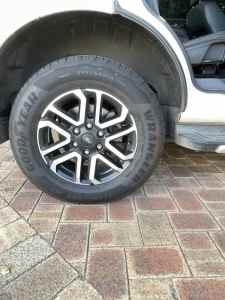 Wanted: Wanted one Ford Ranger 18 inch rim, as per photo. 