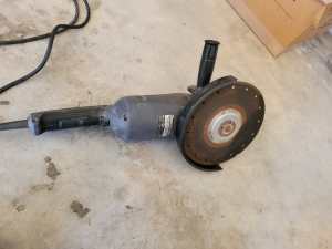 Makitta electric angle grinder 2000 W