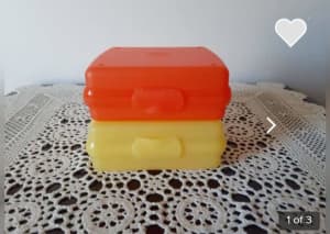 Tupperware Sandwich Keeper Square Containers 2 Orange Yellow Like New