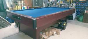Pool table and cues/balls