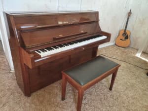 Lipmann (Samick) Steel Frame Piano and Stool - Great Condition